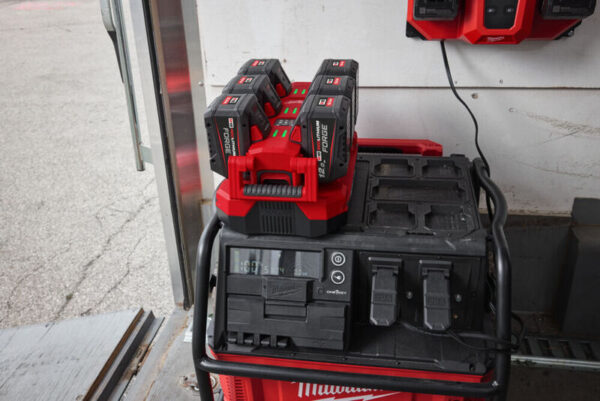 Milwaukee Pack Out laadsysteem M18MPC6 - Afbeelding 3