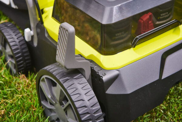 Ryobi One+ RY18SFX35A Verticuteerder - Afbeelding 8